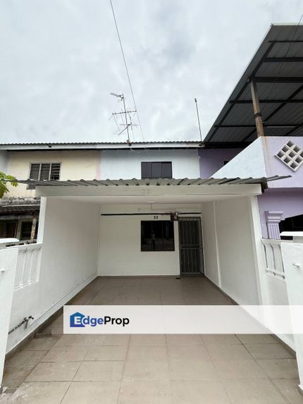 Tmn Megah Ria renovated low cost , Johor, Masai