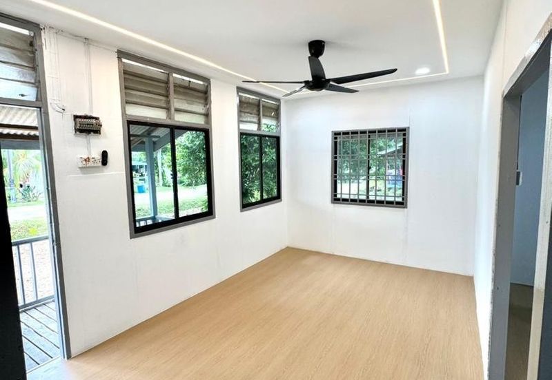 Pengerang bungalow house 