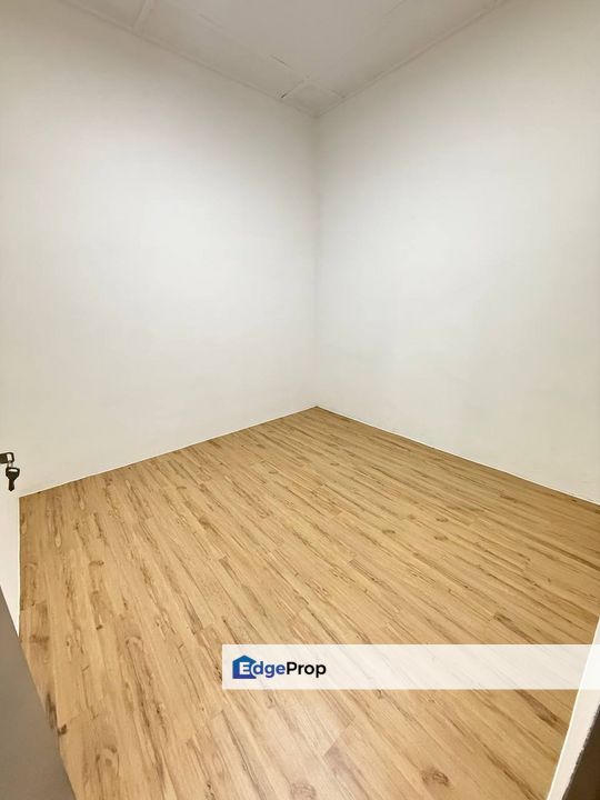 Tmn Universiti single storey 4 bedroom , Johor, Skudai