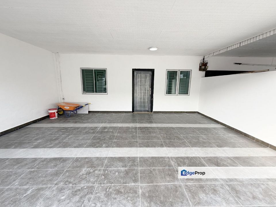 Senai Tmn Damai renovated single storey , Johor, Senai