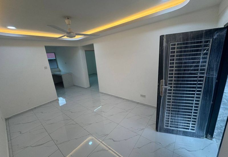 Flat Taman Plentong Utama