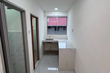 Flat Taman Plentong Utama