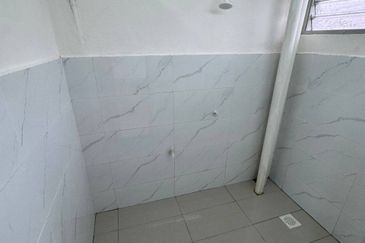 Flat Taman Plentong Utama