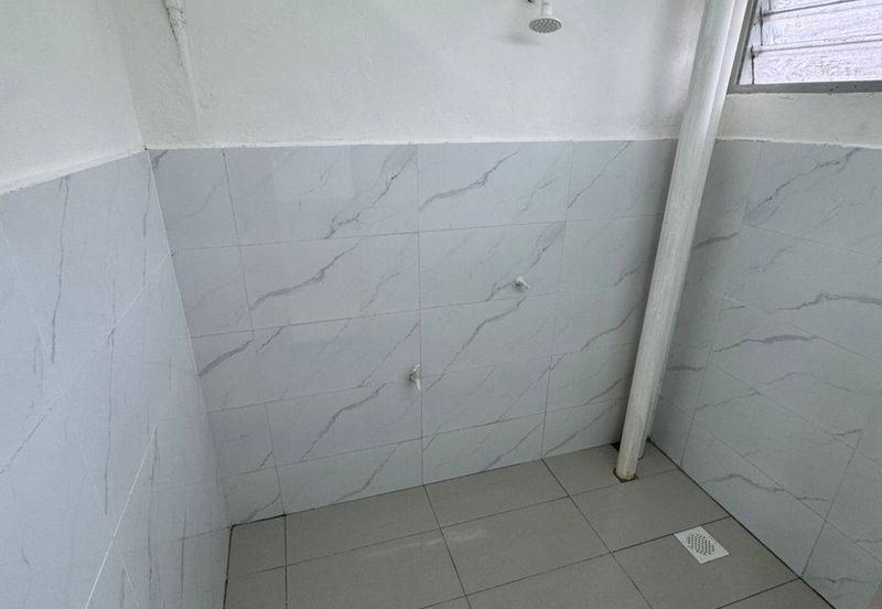 Flat Taman Plentong Utama