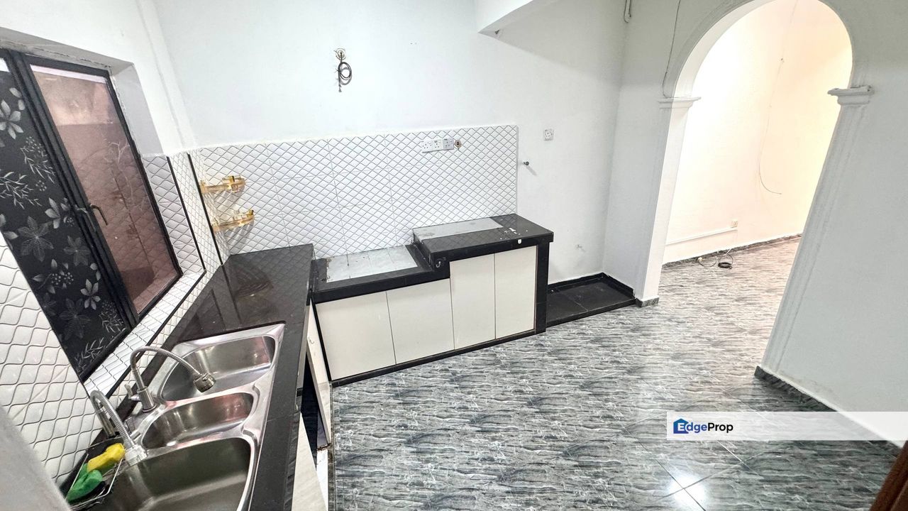 Senai renovated 2sty  Medium Low cost, Johor, Senai