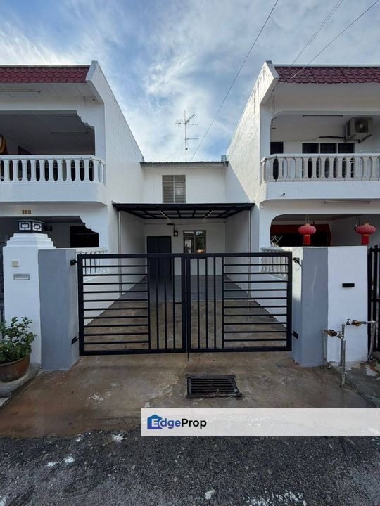 Pontian Tmn Sri Aman 2sty Low Cost , Johor, Pontian