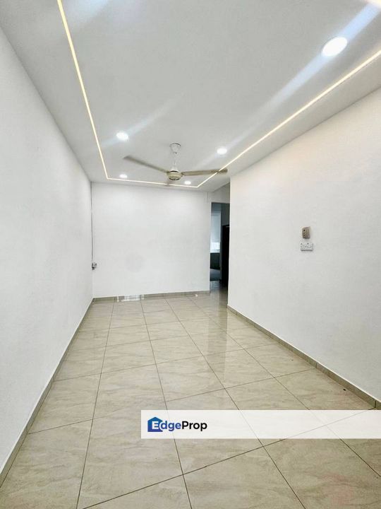 Skudai Tmn Universiti, renovated single storey, Johor, Skudai