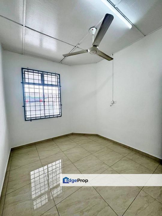 Skudai Tmn Universiti, renovated single storey, Johor, Skudai