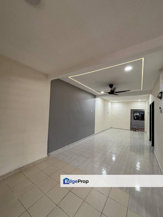 Skudai Tmn Sri Pulai single storey low Cost, Johor, Skudai