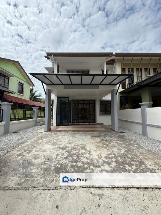 Bandar seri Alam 2sty end lot with land , Johor, Masai