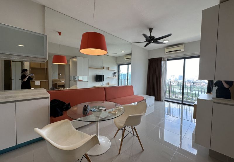 Kiara East Suite DEX