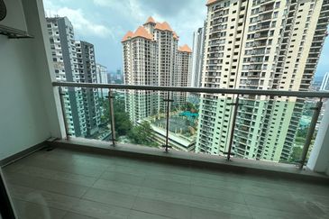 Royal Regent Sri Putramas III