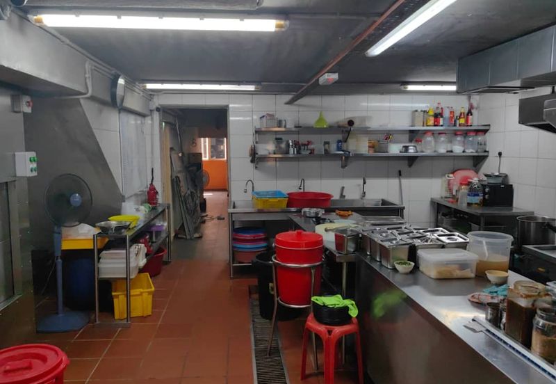 OUG (Jalan Mega Bendung) 