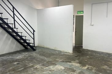 Port Dickson Teluk Kemang Taman Mayung shop 