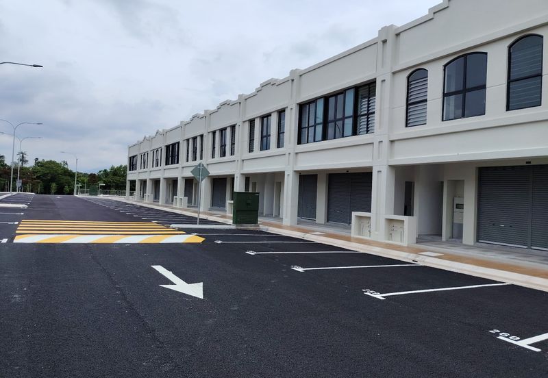 Kajang Semenyih Serene Square 2sty Shop for rent 