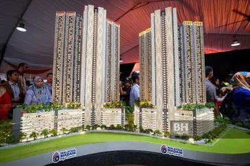 DANAU LUMAYAN: APARTMENTS AT JALAN SRI PERMAISURI 1 (PHASE 2)