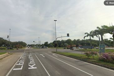 Gambang Commercial Land for Sale