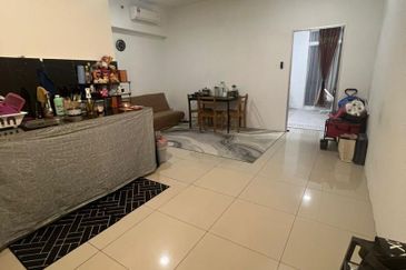 V12 Sovo (Menara Suria)