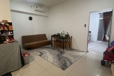 V12 Sovo (Menara Suria)