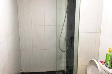 V12 Sovo (Menara Suria)