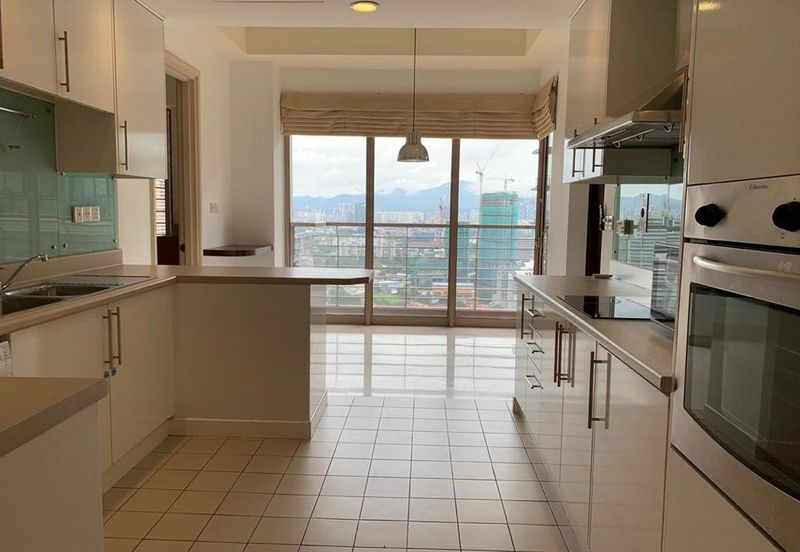 Hampshire Park Condominium