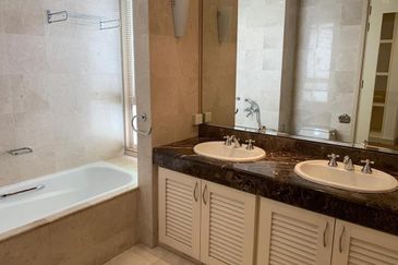 Hampshire Park Condominium