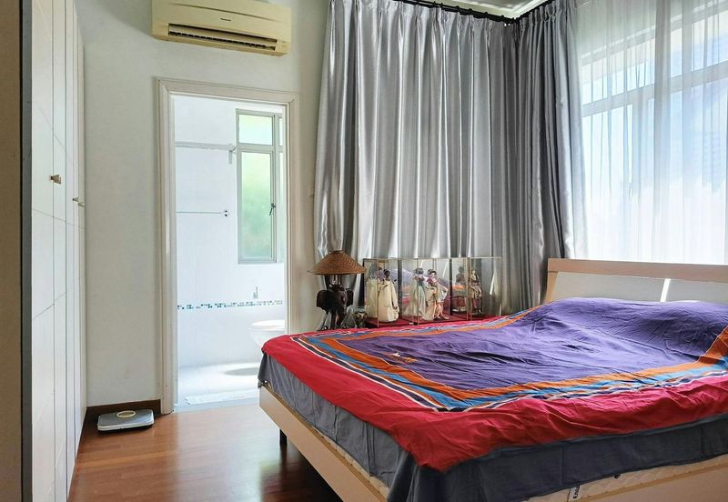 Changkat Kiara Surya