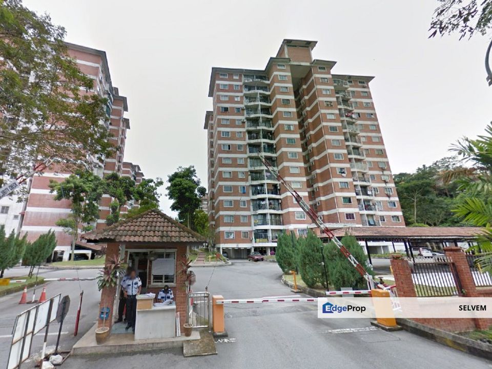 Forest Green Condo Corner Kitchen Cabinet Gated For Rental Rm1 100 By Selvem Edgeprop My