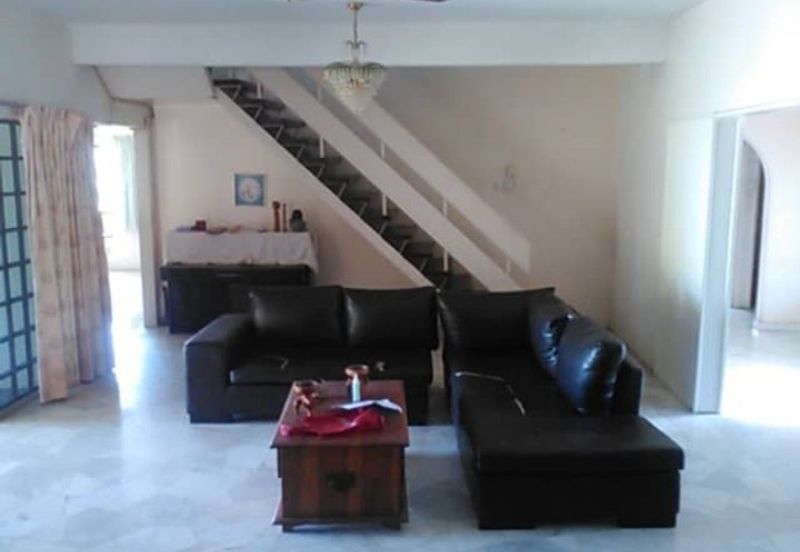 Port Dickson Taman Tanjung Bungalow with pool Great Sea View of Straits of Melaka 