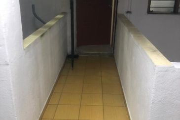 Pandan Indah Apartment for sale ROI more then 5% achievable