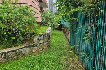 Seksyen 18, Petaling Jaya