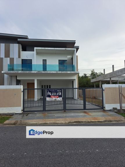 Double Storey Bungalow Klana Heights Seremban Lake Garden Area Below Market Value FREEHOLD Gated & Guarded, Negeri Sembilan, Seremban