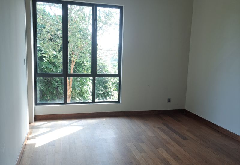 TAMAN DELLINIA (KLANA HEIGHTS @ LAKE GARDEN)