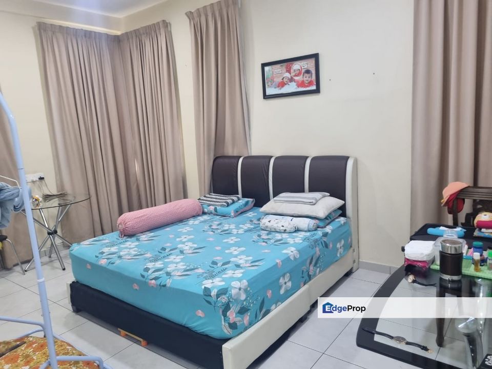 Beautifully Renovated Single Storey Bungalow House for sale Taman Bukit Seremban Jalan Rasah Gated area & Peaceful Community , Negeri Sembilan, Seremban