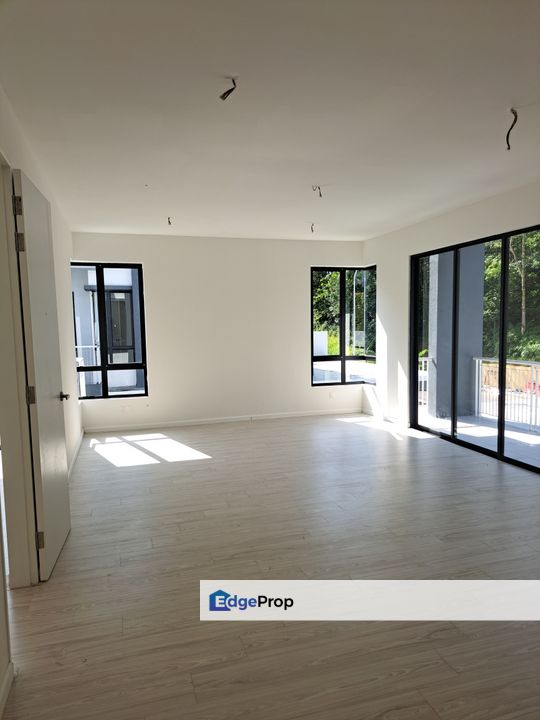 Sale New Project completed Double Storey Semi D House Seremban 2, Rasah Kemayan, Seremban, Gated Guarded & Not Facing Any Houses, Negeri Sembilan, Seremban