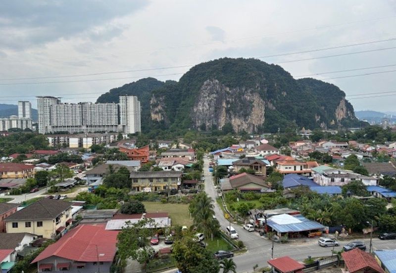 Ria Apartment @ Taman Amaniah Mulia, Batu Caves