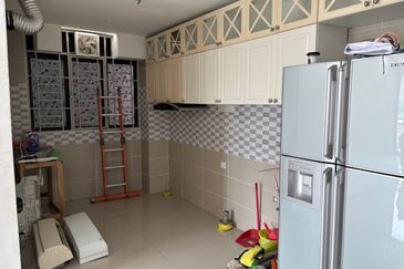 Ria Apartment @ Taman Amaniah Mulia, Batu Caves