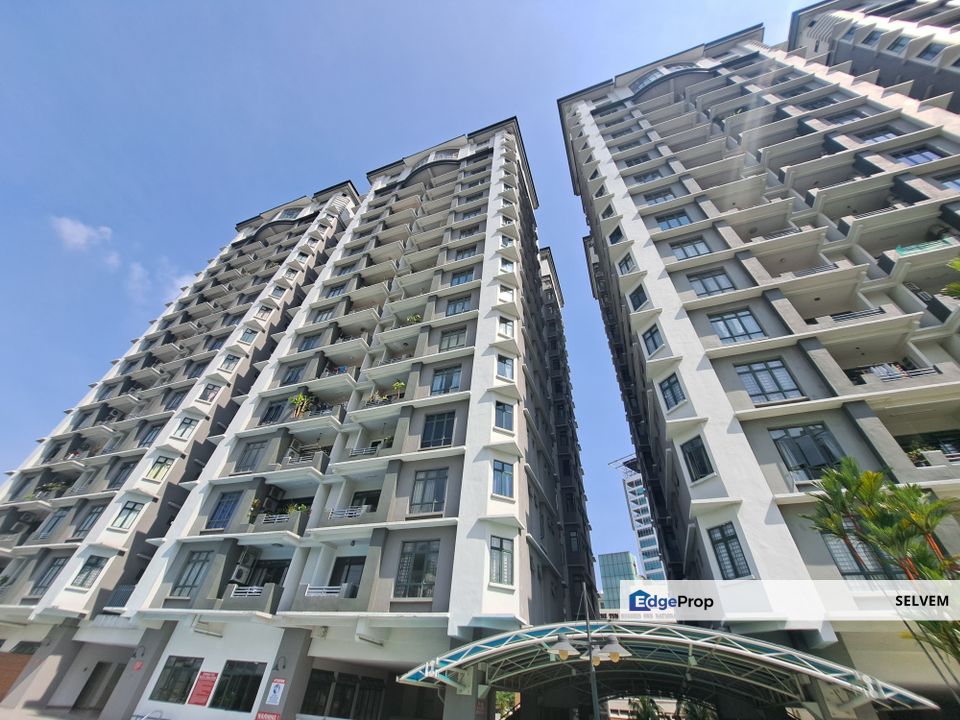 The Istara Condominium for sale located at Strategic Location in Section 14 Petaling Jaya Selling Price Below Market Value! Good View from Balcony, Selangor, Petaling Jaya