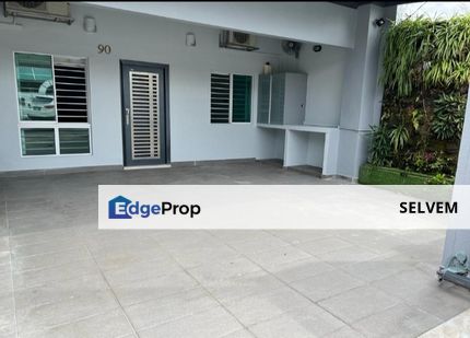 1.5 Storey Newly renovated 5R 3B Close to all amenities, Selangor, Petaling Jaya