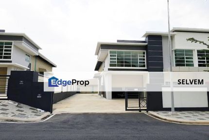 Semi D Factory Warehouse for Sale at Semenyih. ROI 4% - 5%., Selangor, Semenyih