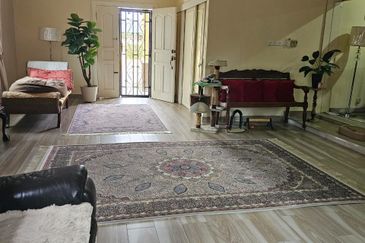 Seksyen 22, Petaling Jaya corner bungalow 9440sf must view