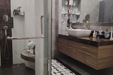 Seksyen 22, Petaling Jaya corner bungalow 9440sf must view