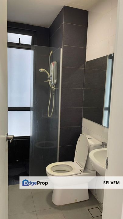 Utropolis freehold condo for own stay or investment, good condition unit., Selangor, Shah Alam