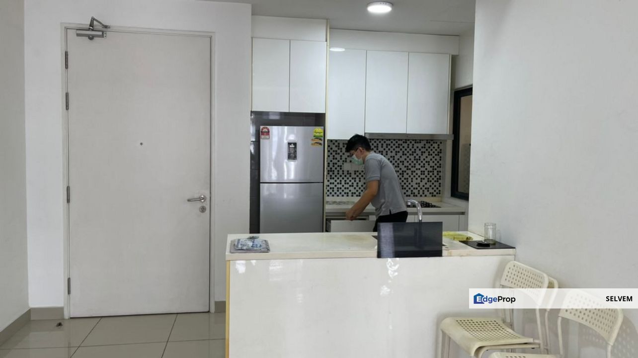 Utropolis freehold condo for own stay or investment, good condition unit., Selangor, Shah Alam