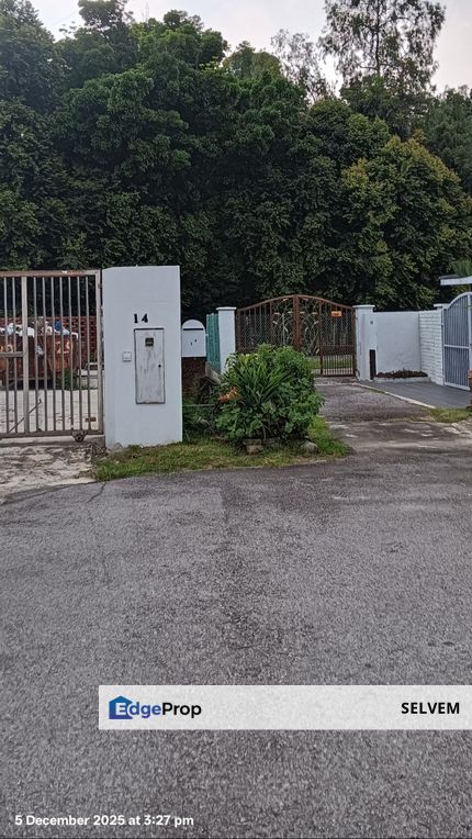 PJ Section 10 Single storey terrace 3R Lease Balance 88 years Walk to Catholic High School and SFX Church, Selangor, Petaling Jaya