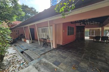 Kampung Tunku