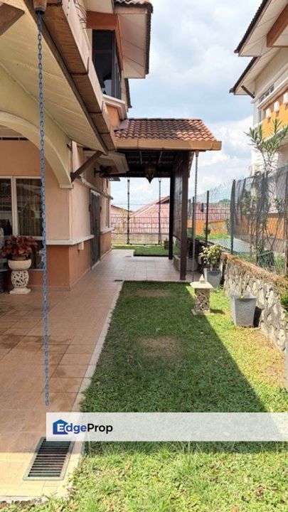 Beautifully Renovated Double Storey Semi-Detached @ Taman Waterfall, Selangor, Rawang
