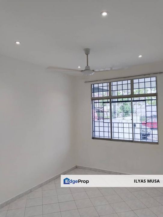 Rumah Teras Setingkat Untuk Disewa di Bandar Rinching Semenyih Selangor , Selangor, Semenyih