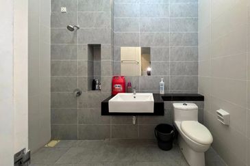 Cradleton @ Eco Majestic