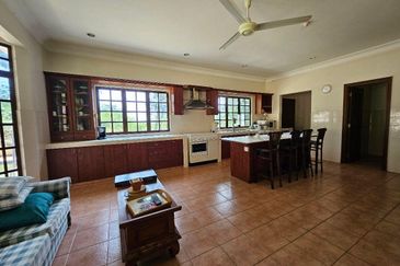 Sungai Buloh Country Resort